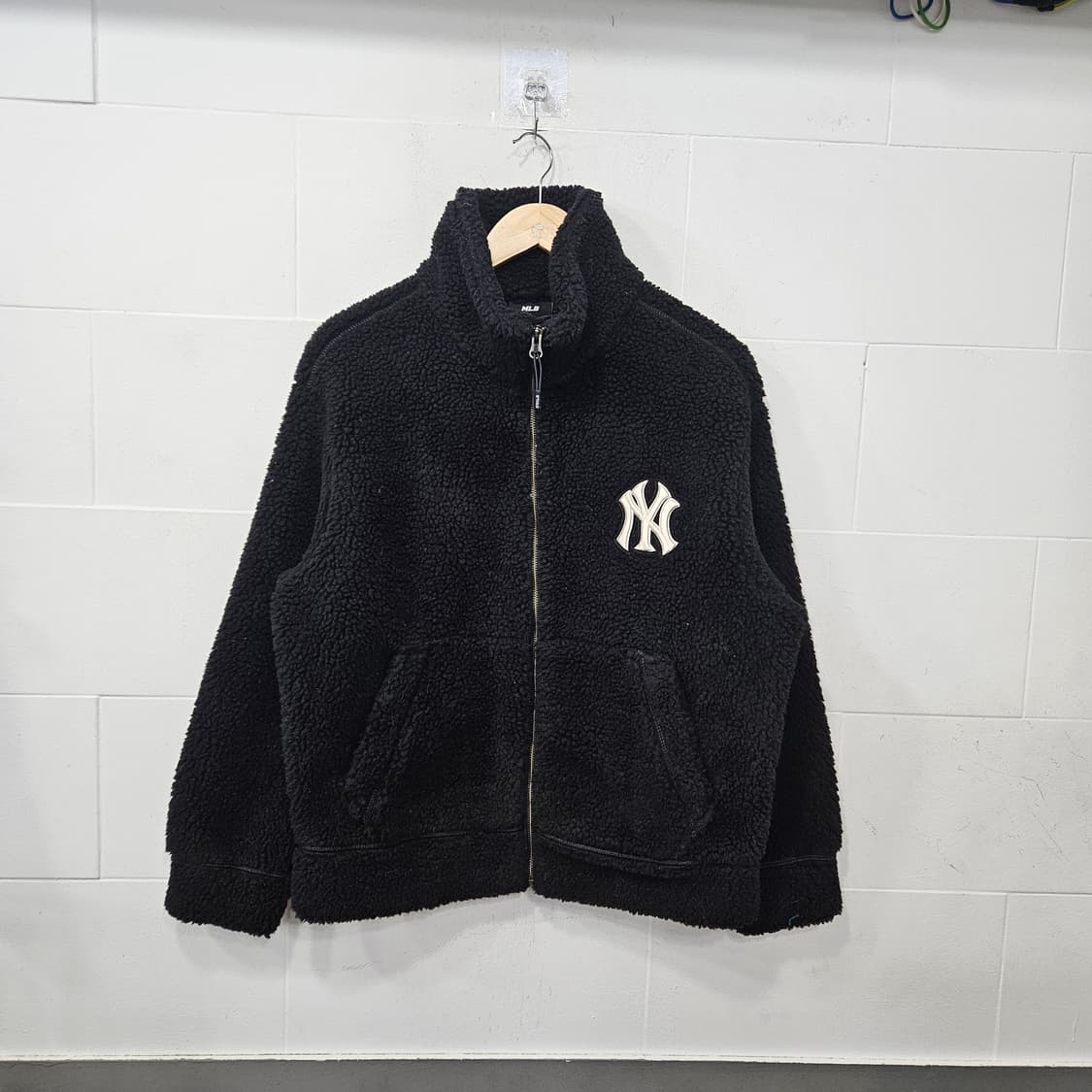 MLB 뉴욕양키스 뽀글이 후리스 자켓 상품이미지1