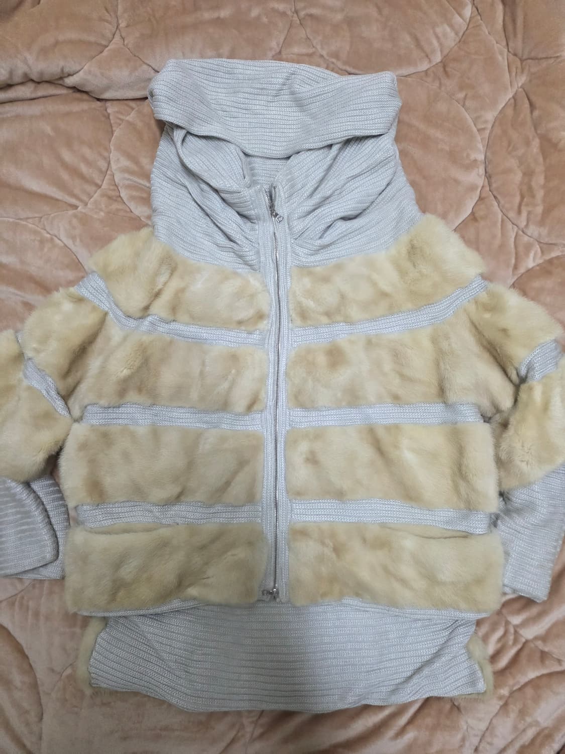 파비오가파치실크밍크자켓 42사이즈 상품이미지1