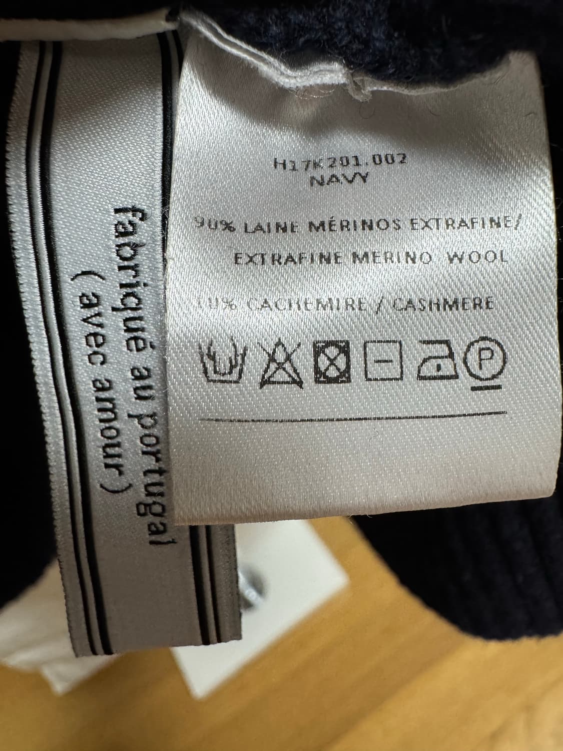 아미 네이비 터틀넥 니트 미친 가격에 판매합니다! 상품이미지5