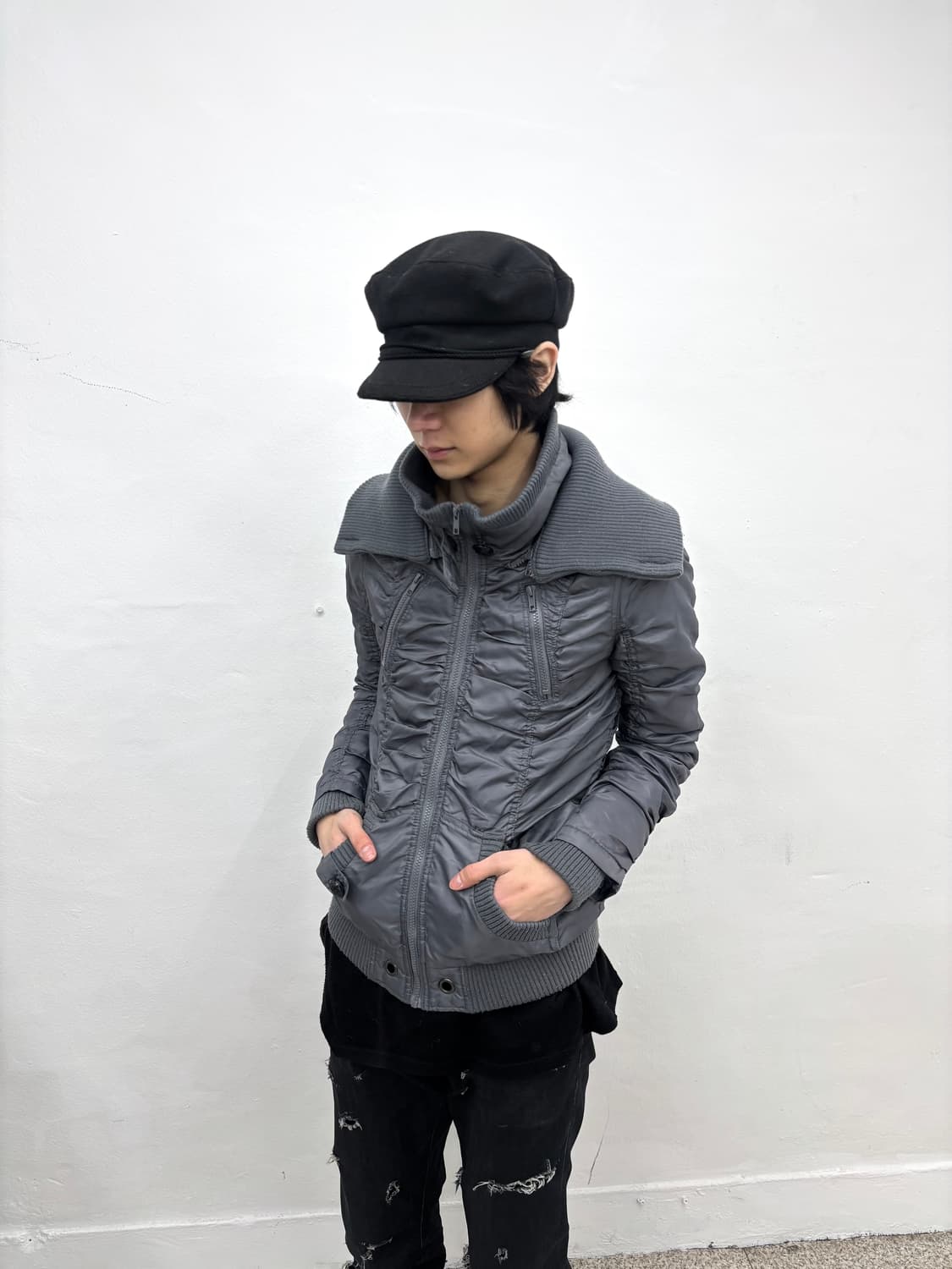 Gray shirring detail puffer   상품이미지5