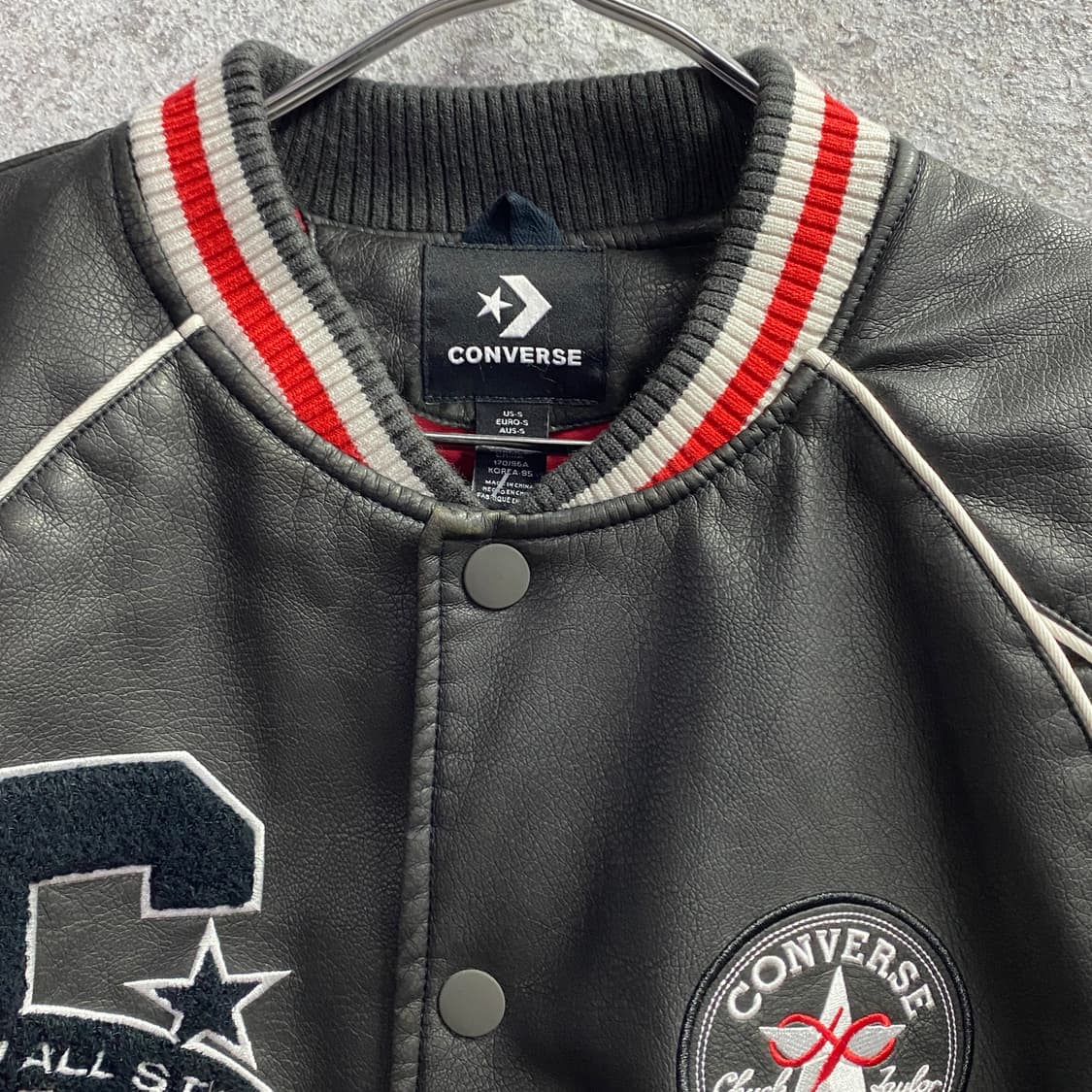 컨버스 아치로고 스타디움 레더 바시티자켓 B4327 상품이미지3