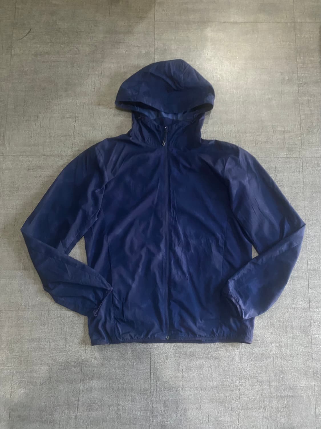 일본 Uniqlo 유니클로 올드스쿨스트릿 윈드스토퍼 바람막이자켓 상품이미지1