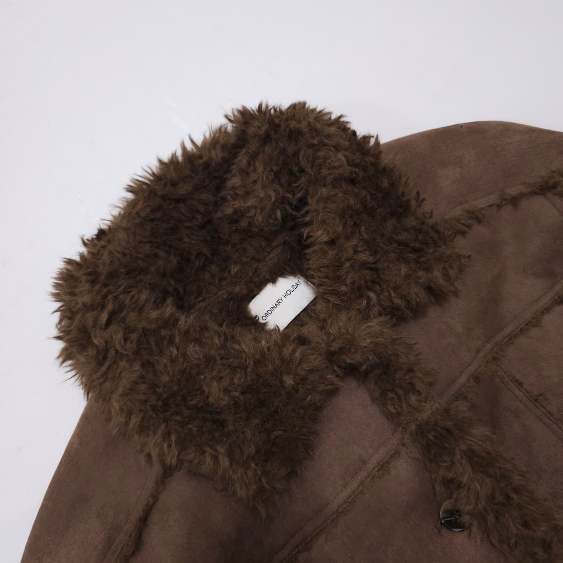 오디너리홀리데이 시어링 무스탕 자켓 상품이미지3