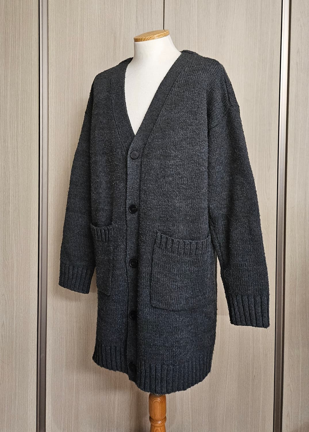 (드라이클리닝)앤듀 롱니트 가디건 free 루즈핏 차콜그레이 가디건 상품이미지4