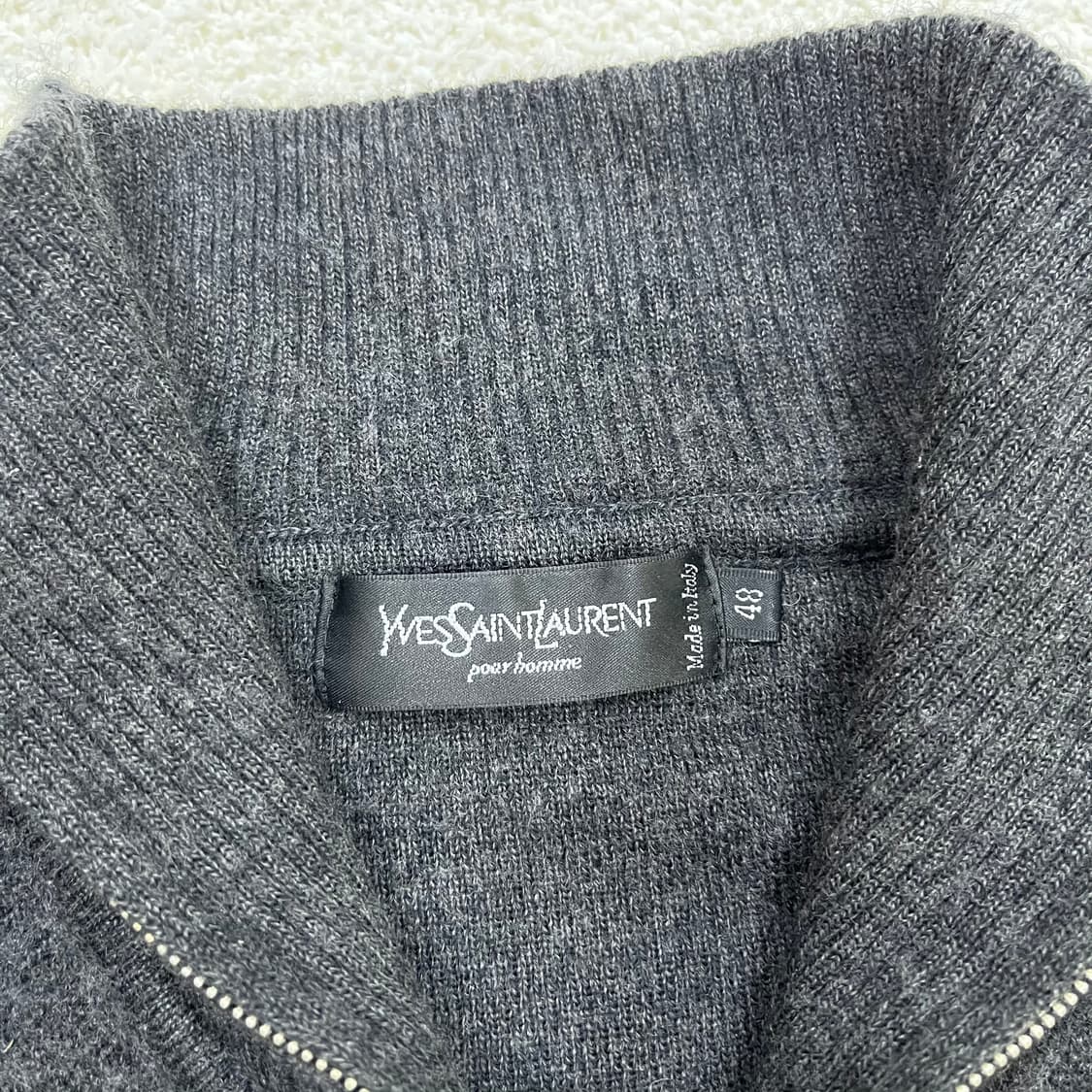 48 입생로랑 터틀넥 니트 스웨터 0311M 상품이미지2