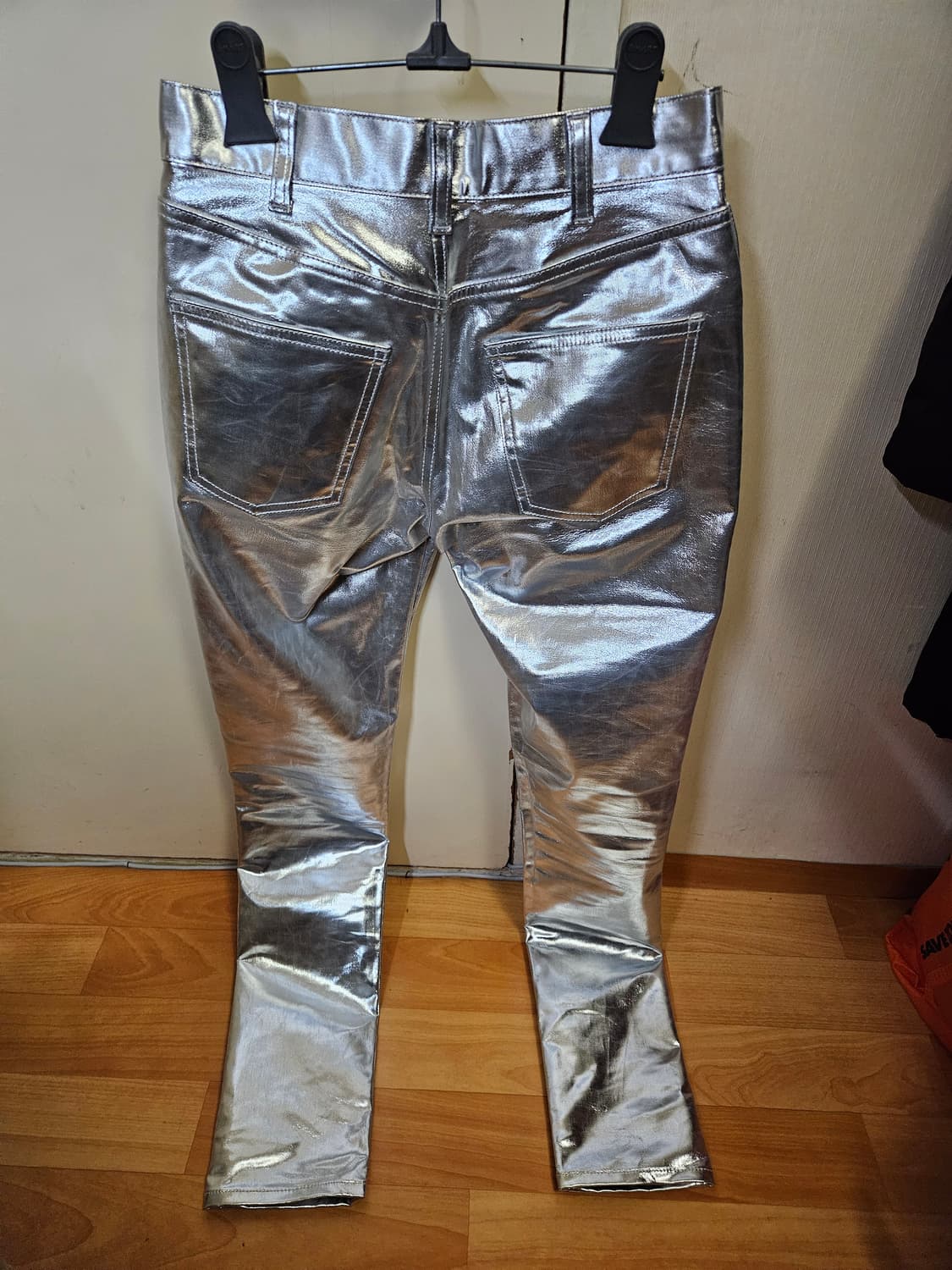 26) 셀린느 CELINE 메탈릭 실버 스키니 스트레치 데님 팬츠 상품이미지2
