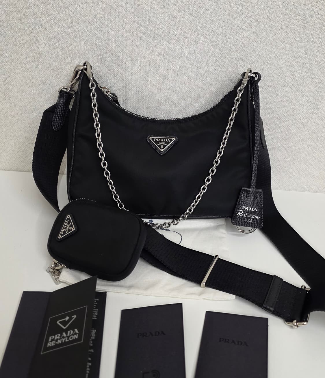 [풀구성]25ss 프라다 리나일론 테수토 호보백 블랙 상품이미지1