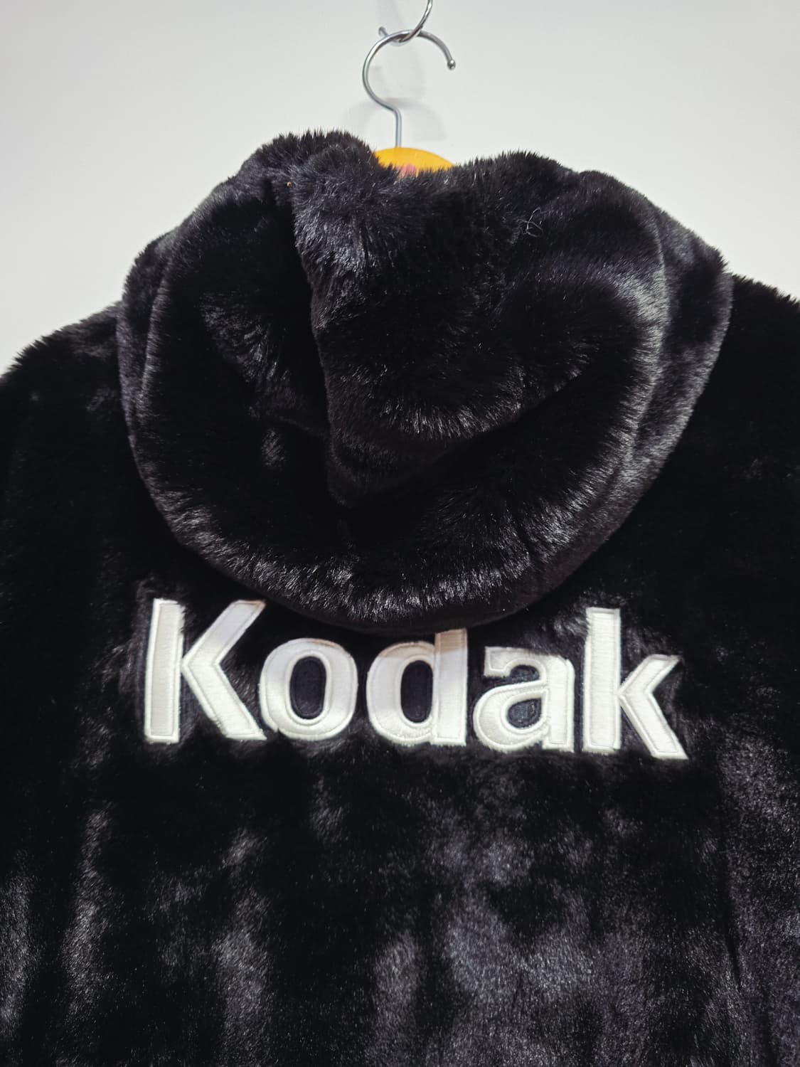 코닥 블랙 퍼 후드 집업 상품이미지6