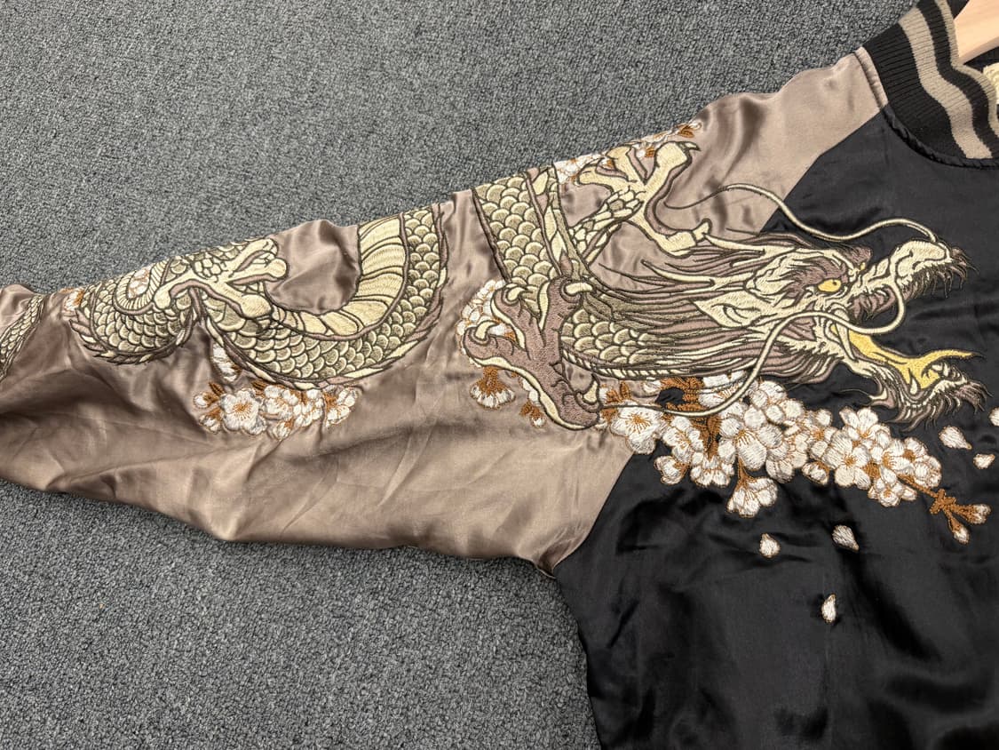 2XL) 카라쿠리 타마시 빈티지 용 자수 스카쟌 상품이미지4