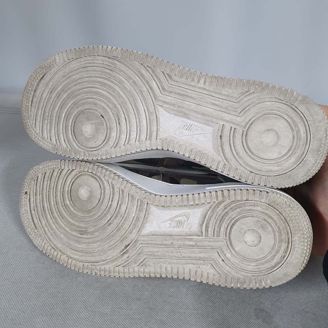 나이키 에어포스 1 '07 LV8 ' 올리브 리플렉티브 카모 상품이미지3