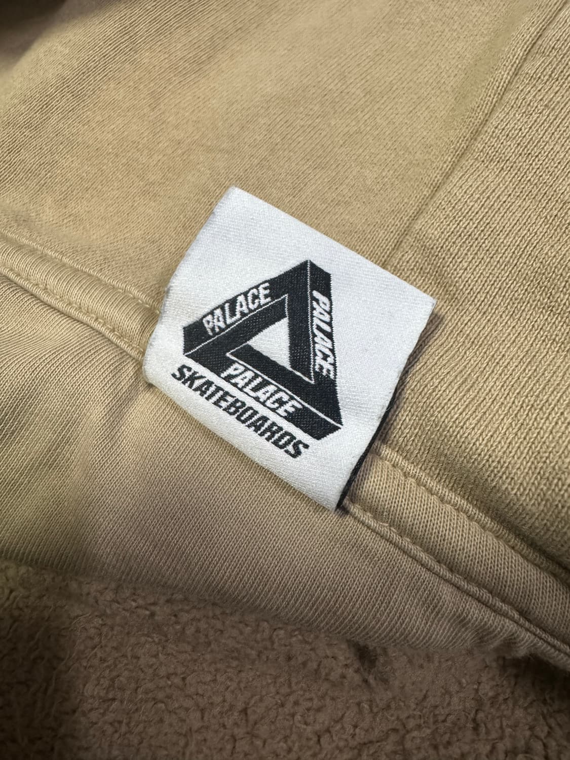 팔라스 24ss 피그먼트 워시 후드집업 상품이미지4