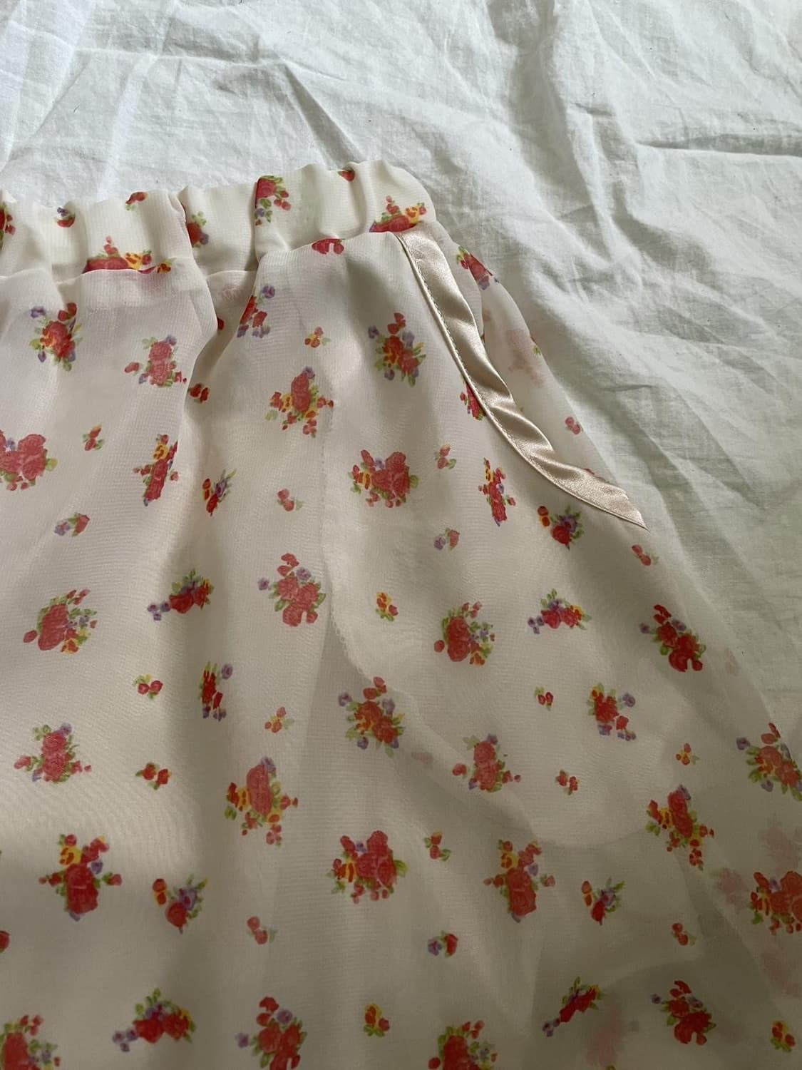 페미닌 플라워 쉬폰 밴딩 반바지 상품이미지3