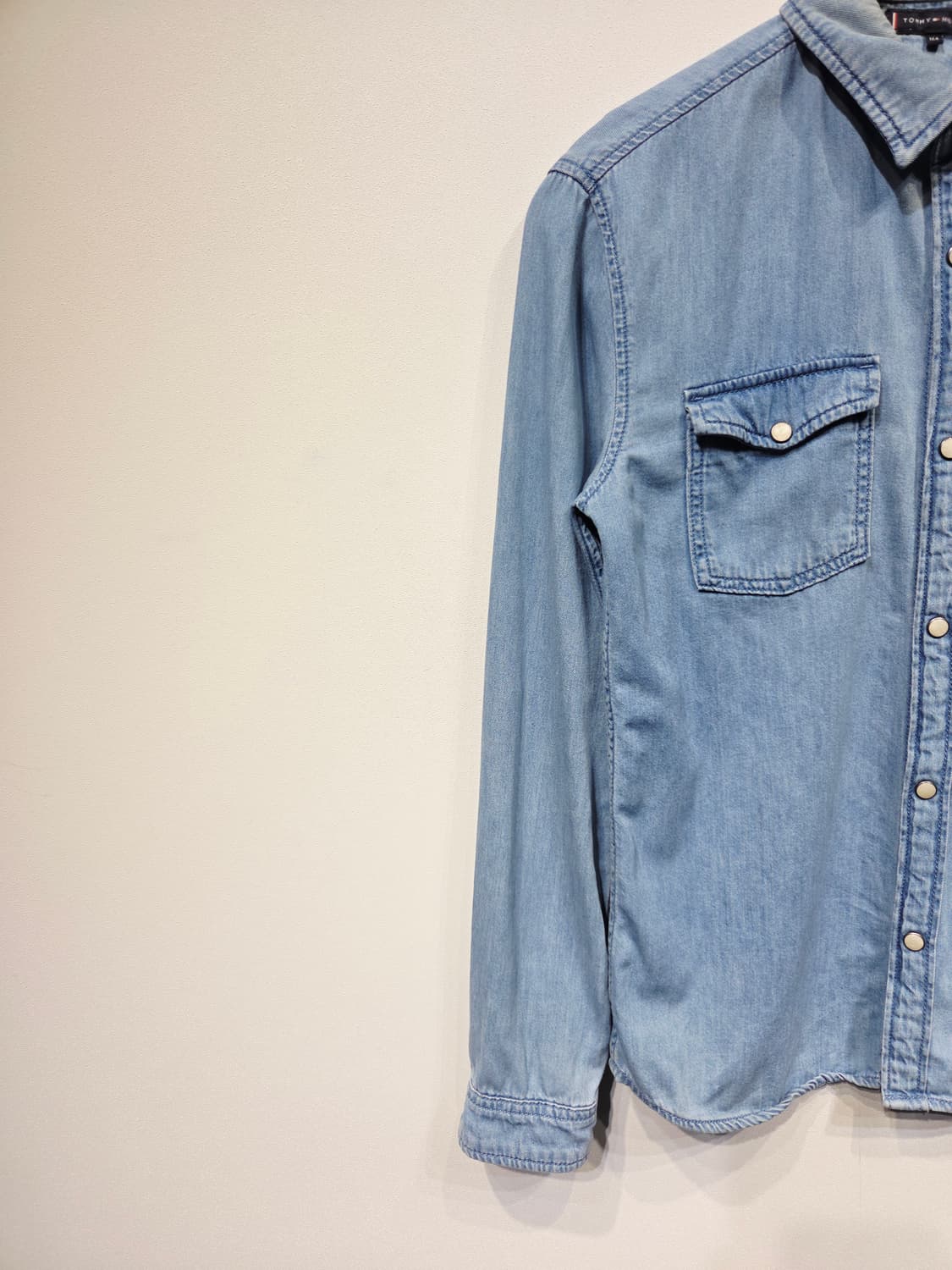 타미힐피거 데님 화이트 스냅 청남방 상품이미지3