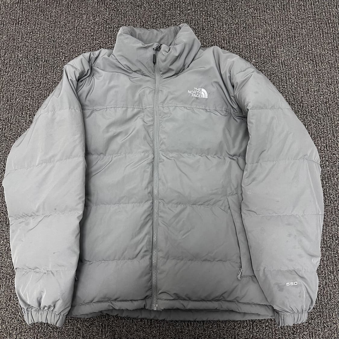 노스페이스 550 구스다운 패딩 그레이 L 상품이미지1