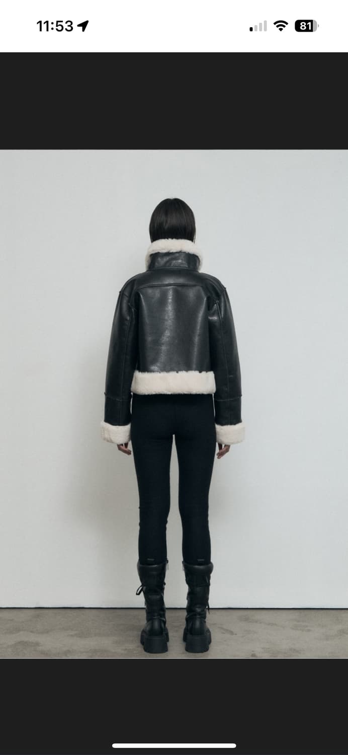 보헤미안서울 슬림핏 시어링 무스탕 블랙 상품이미지5