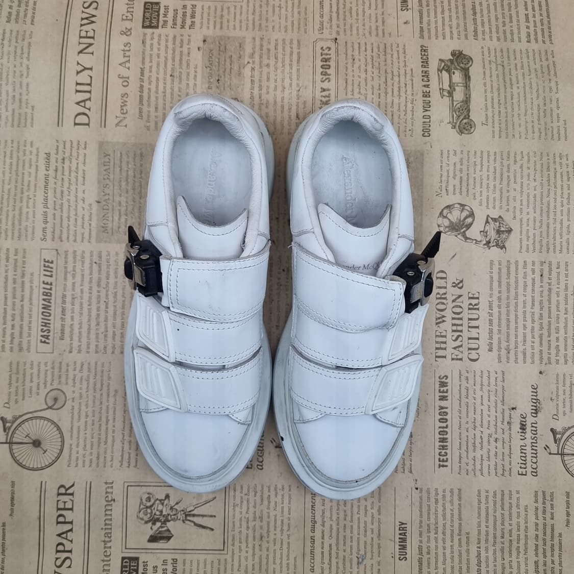 알렉산더맥퀸 오버솔 벨크로 스니커즈 220 상품이미지2