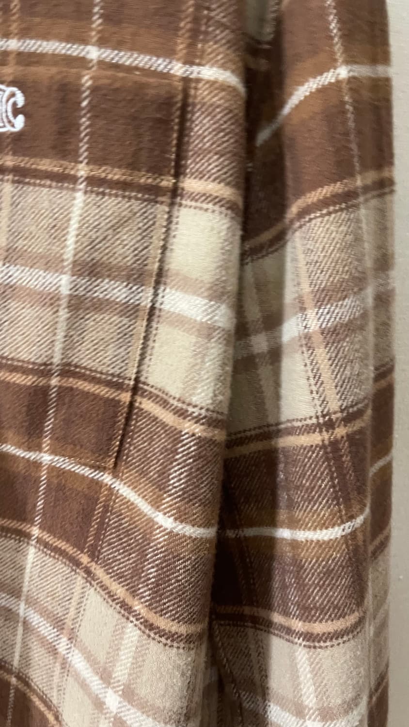 셀린느 Celine 캐시미어 100% 브라운 체크 크롭셔츠 M. 실착1회 상품이미지4