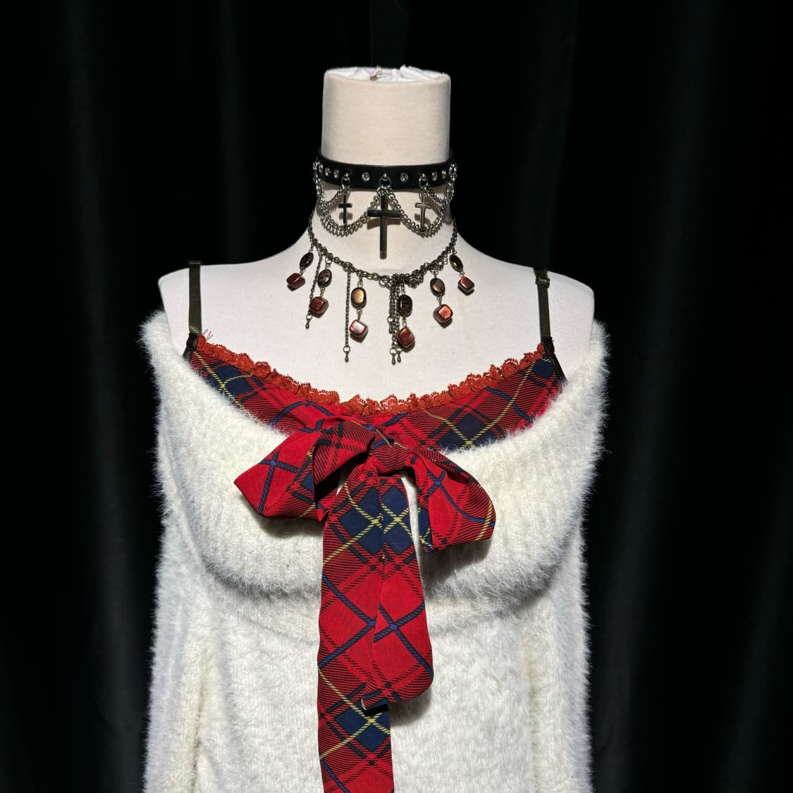 화이트 앙고라 오프숄더 상품이미지3