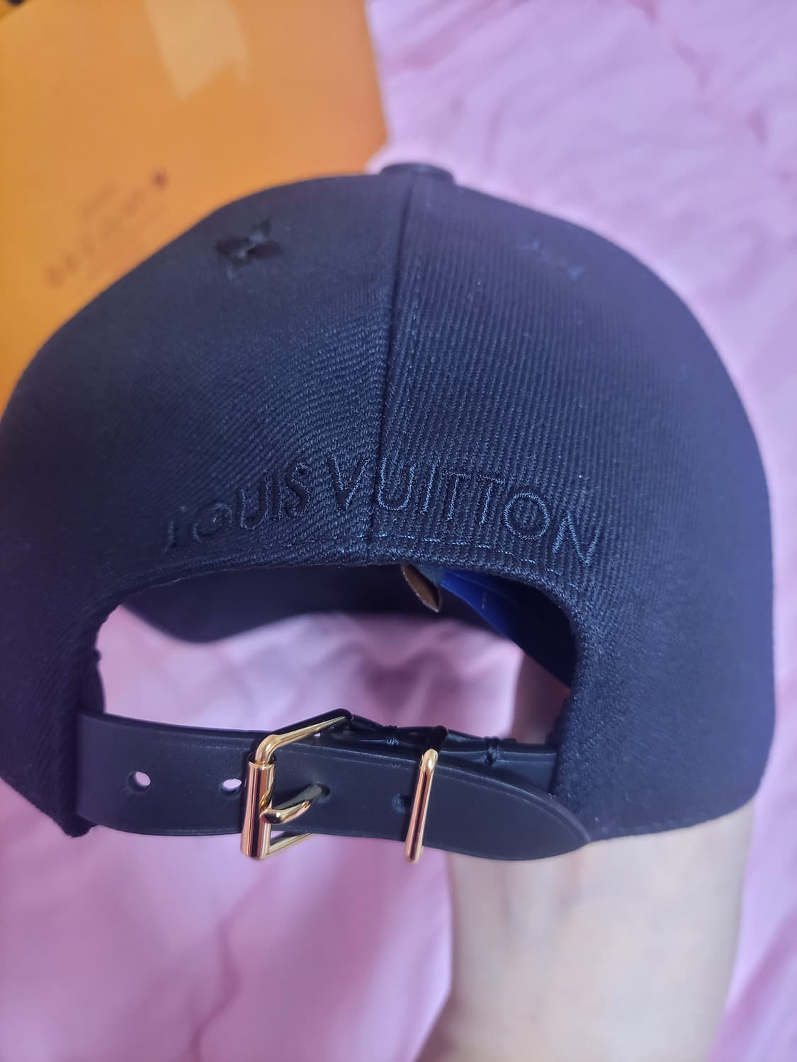 정품)급처새상품!루이비통 LV로고 아이코닉 볼 캡 모자 매장가115만원 상품이미지4
