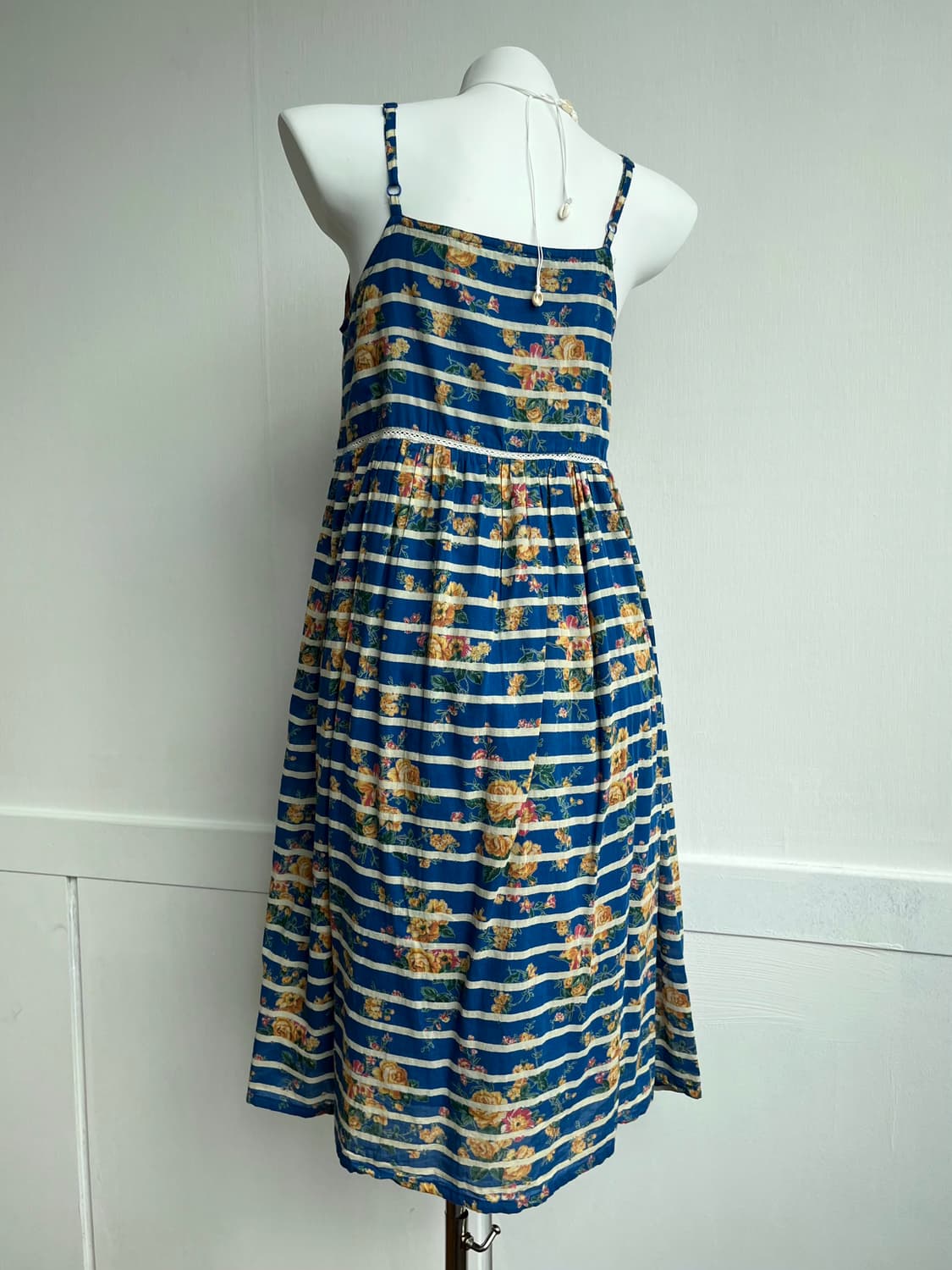 
스트라이프 플로럴 민소매 원피스 상품이미지4