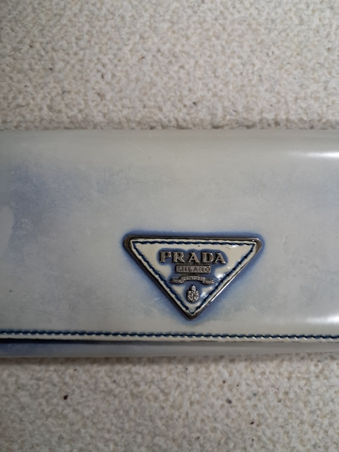 프라다 장지갑 상품이미지2