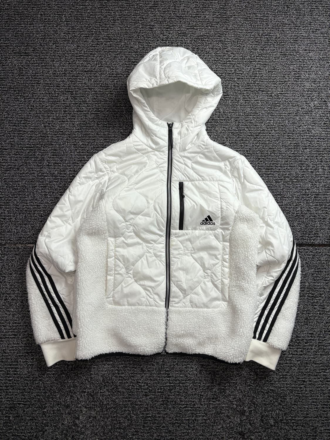 아디다스 하이브리드 쉐르파 퀼팅 트랙 자켓 2301 상품이미지2