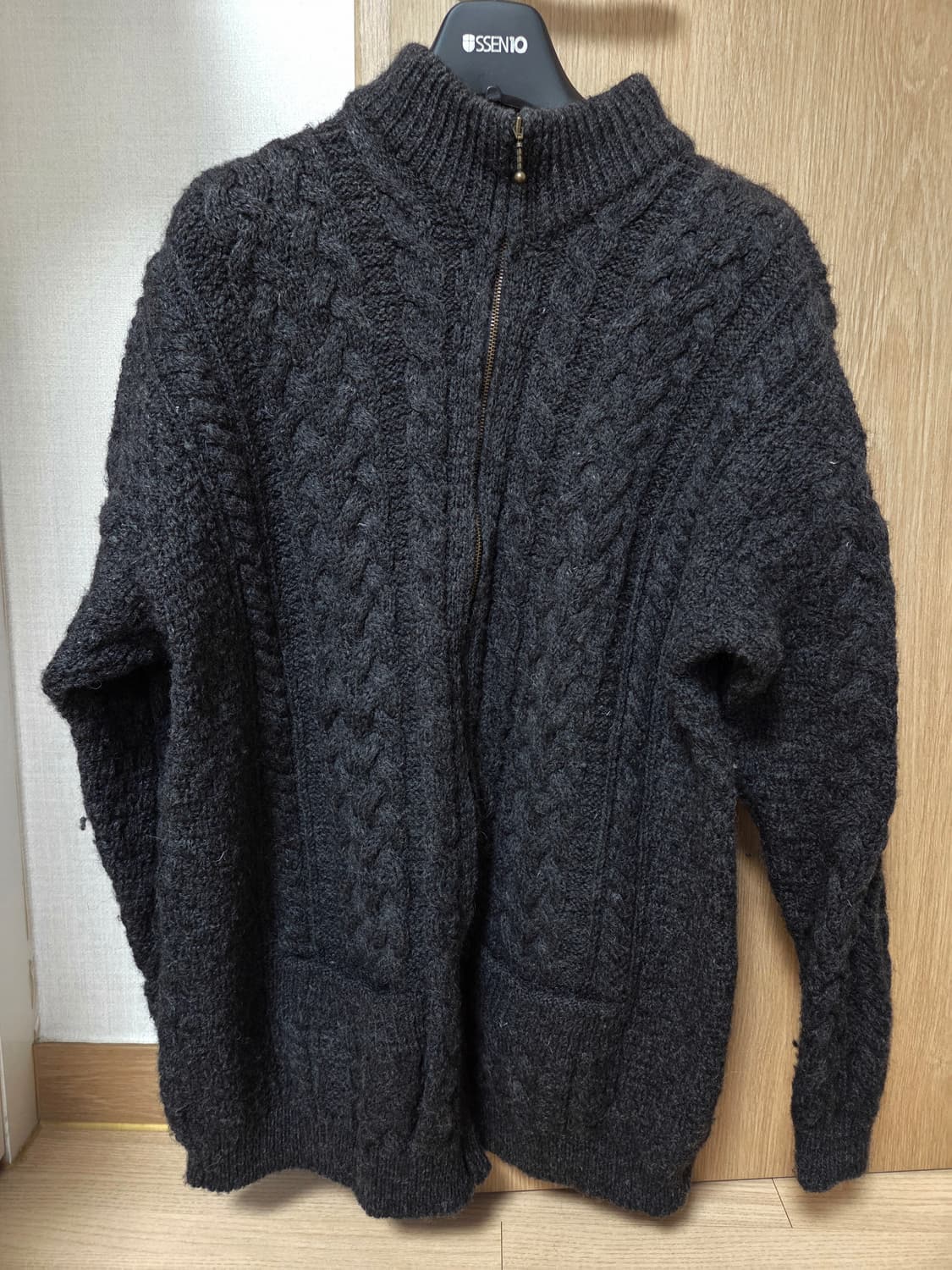 100%wool 니트집업 상품이미지2