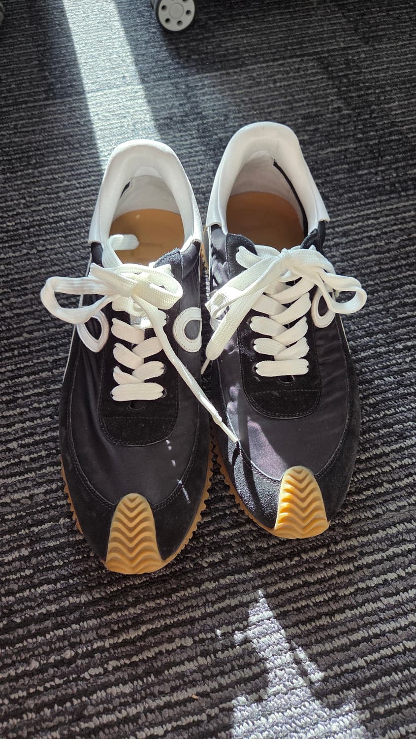 로에베 신발팝니다. 상품이미지1