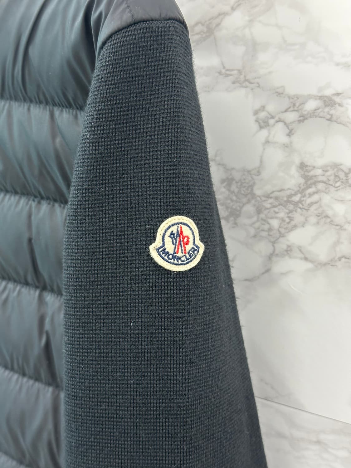 (XL) 몽클레어 김현우 니트패딩 블랙 상품이미지3