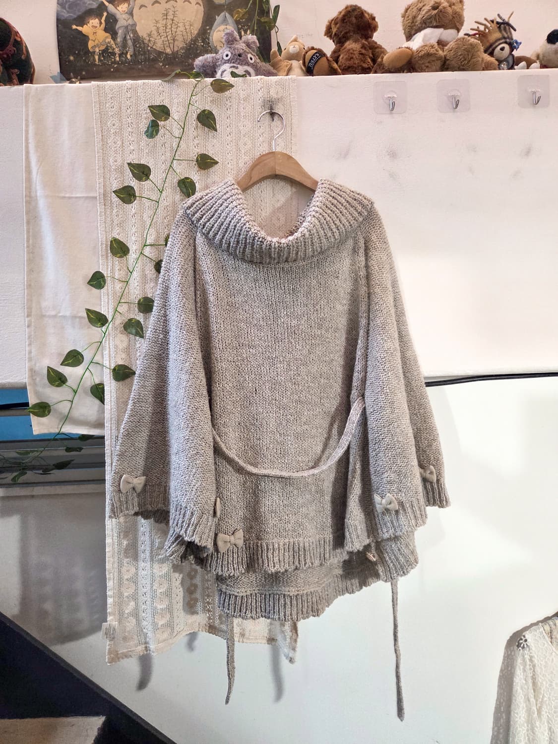 리본 케이프 니트 상품이미지1