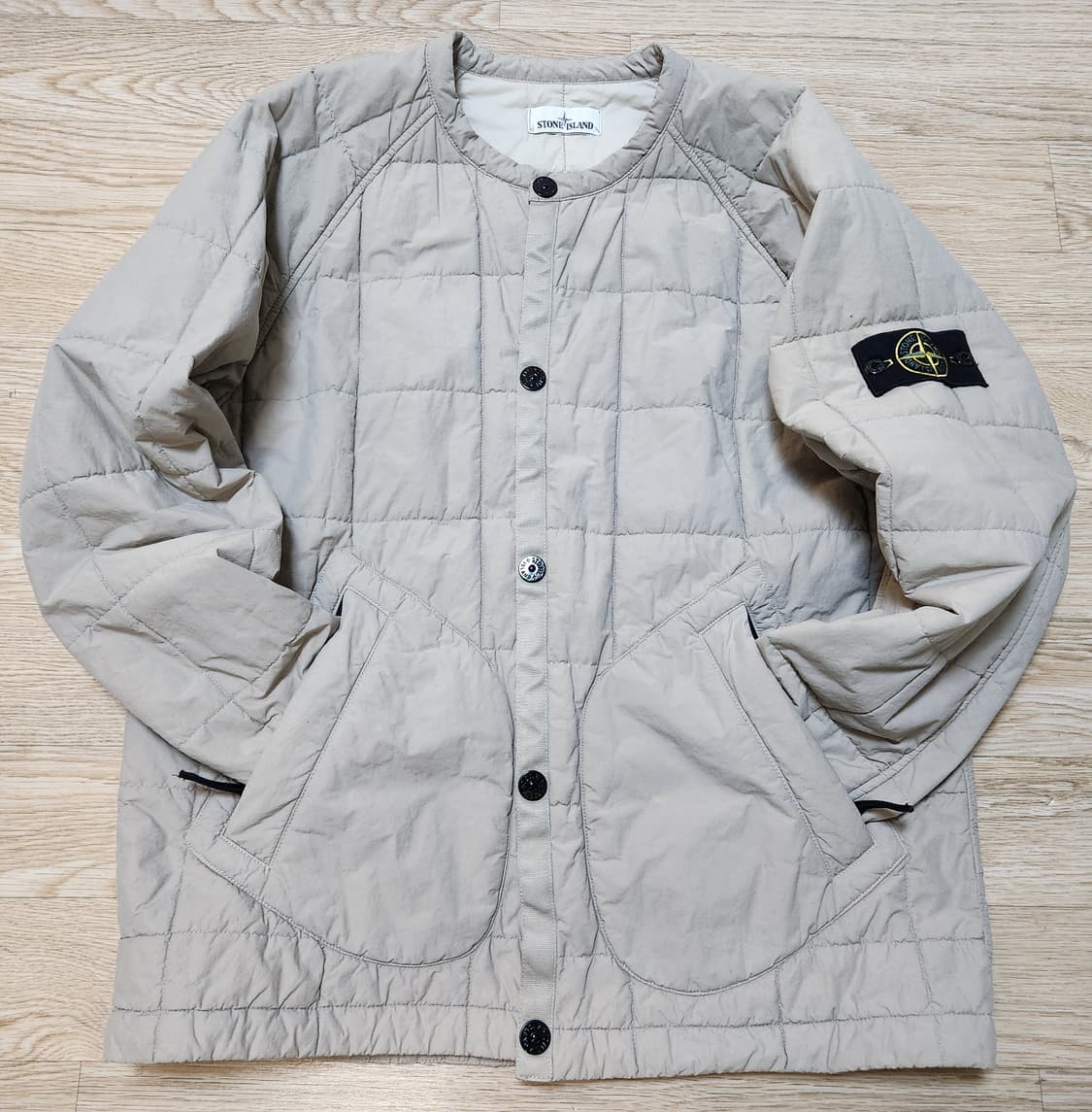 [정품] 스톤아일랜드 프리마로프트 자켓 XL (남여공용) 새상품급 한정판 상품이미지2