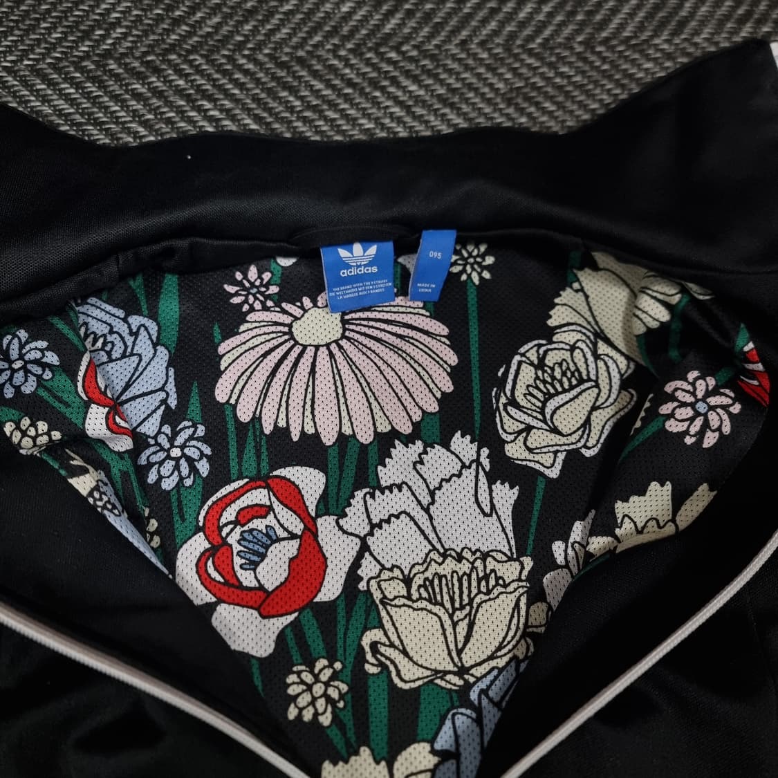 아디다스 유로파 져지 블랙 상품이미지5