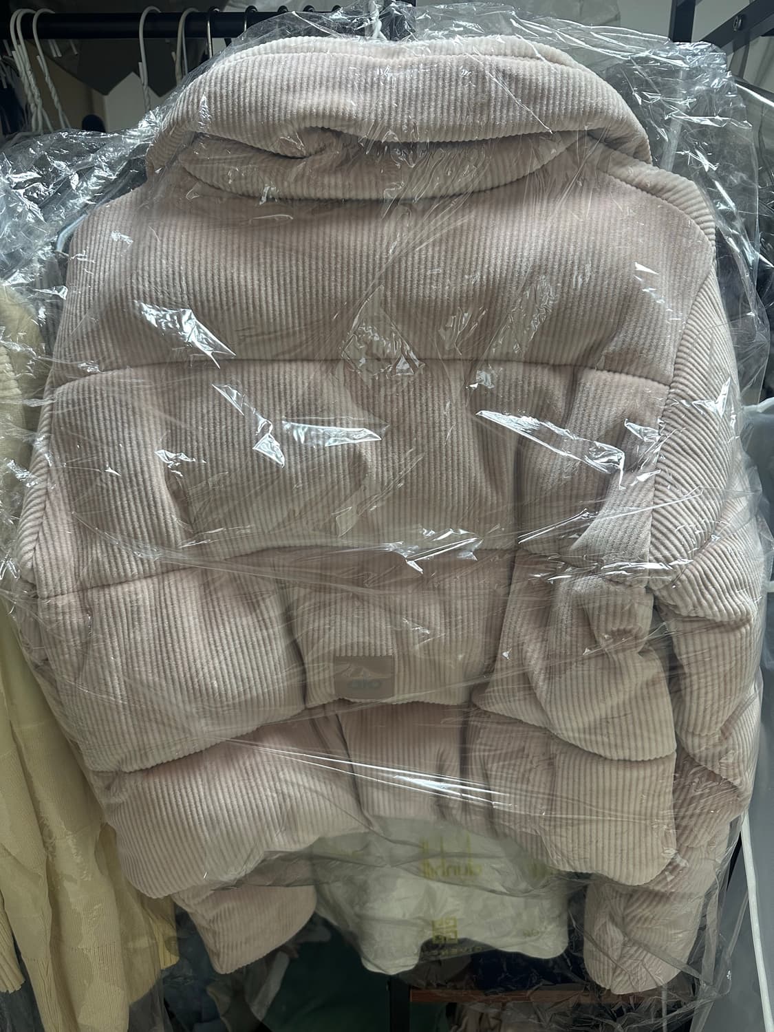 알로요가 벨루어 코듀로이 패딩 상품이미지2