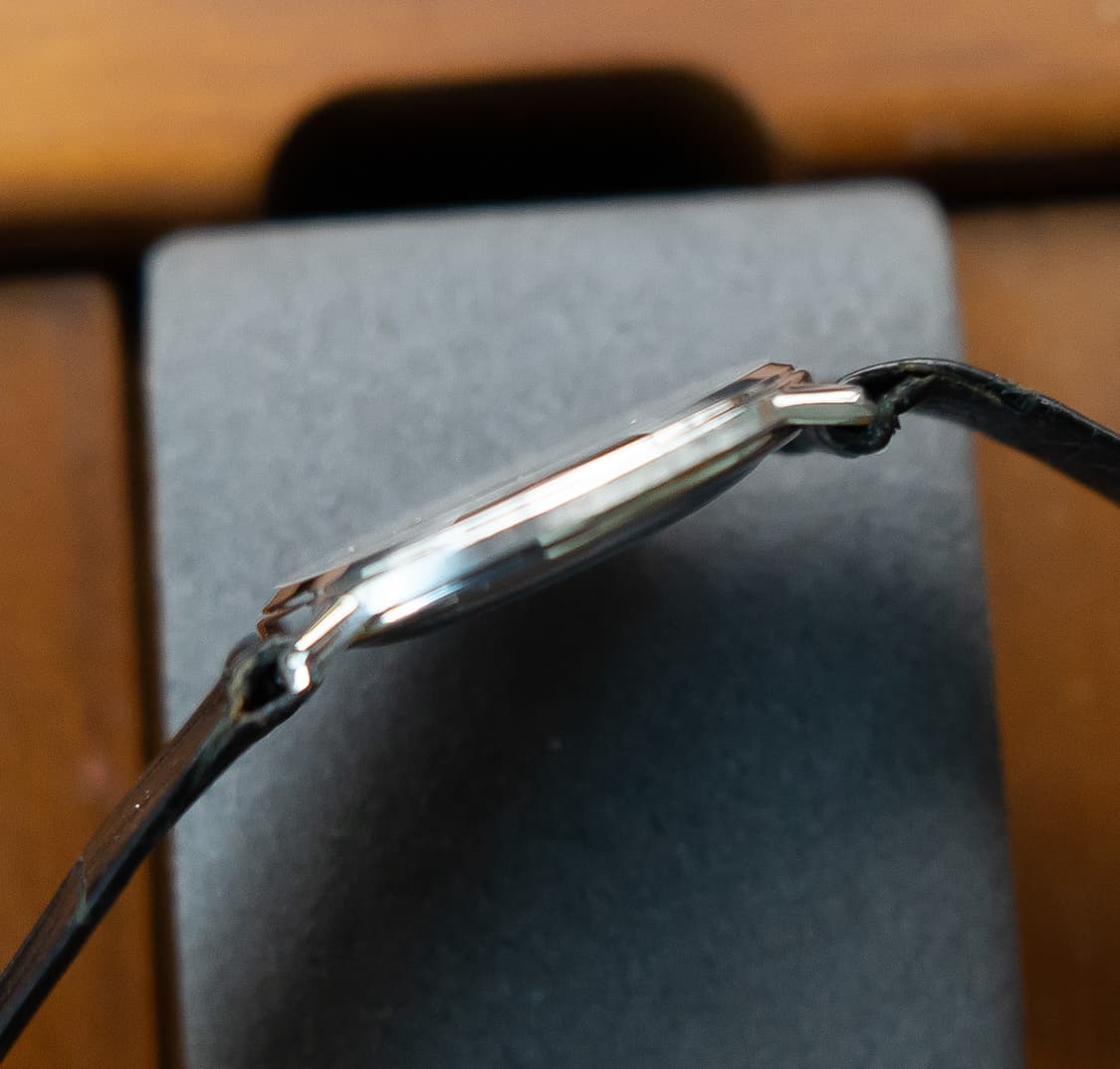 오데마피게 클래식 울트라씬 18K 화이트골드 금통 쿼츠 빈티지 시계 상품이미지4