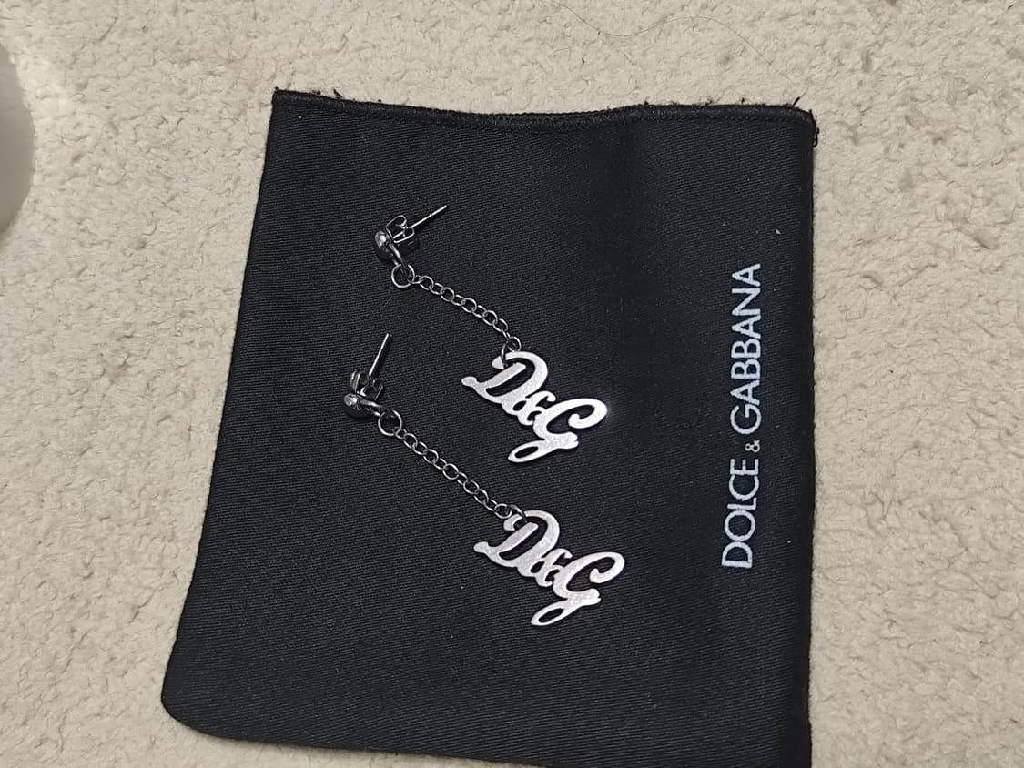 돌체앤가바나 D&G 로고 드롭 귀걸이 상품이미지1