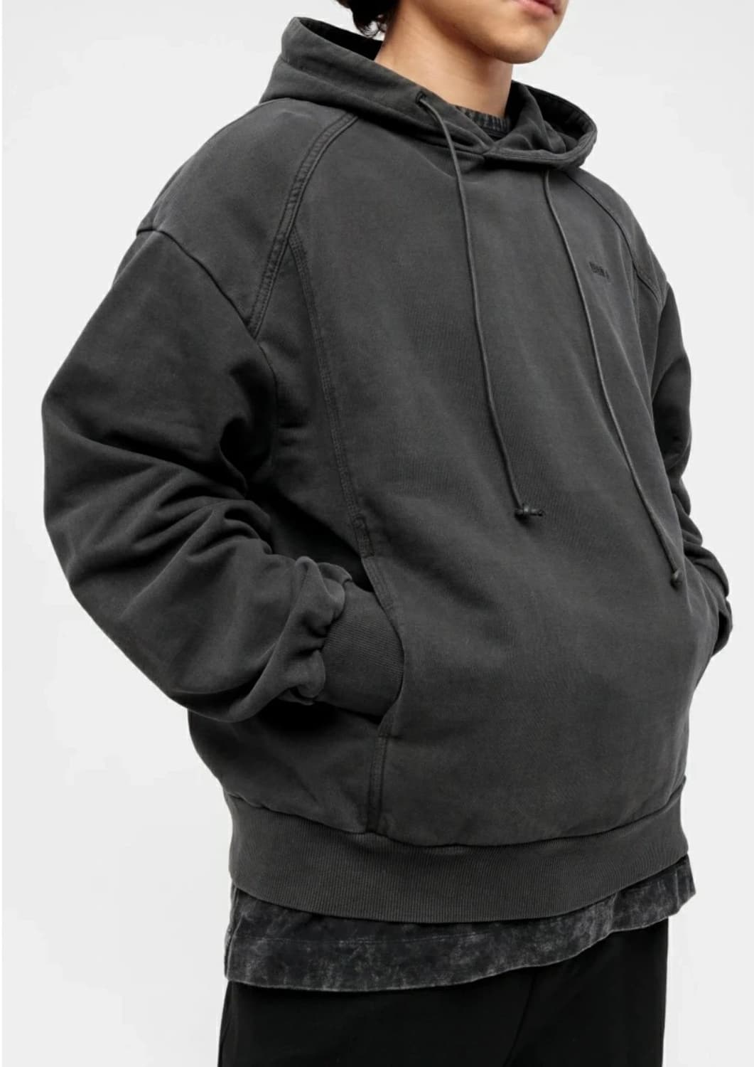 JUUN.J 준지 워싱 블랙 후드티 100~105 (FW2024) 상품이미지1