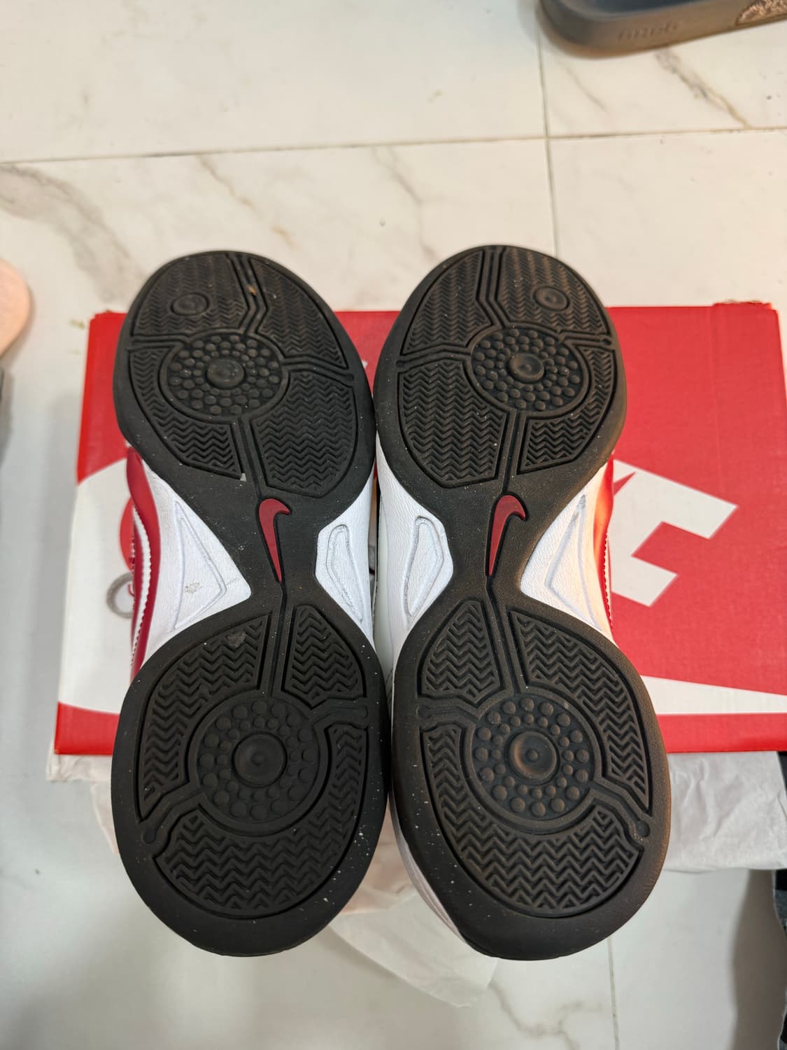 나이키 토탈 90 스니커즈 (축구화아님) 상품이미지4