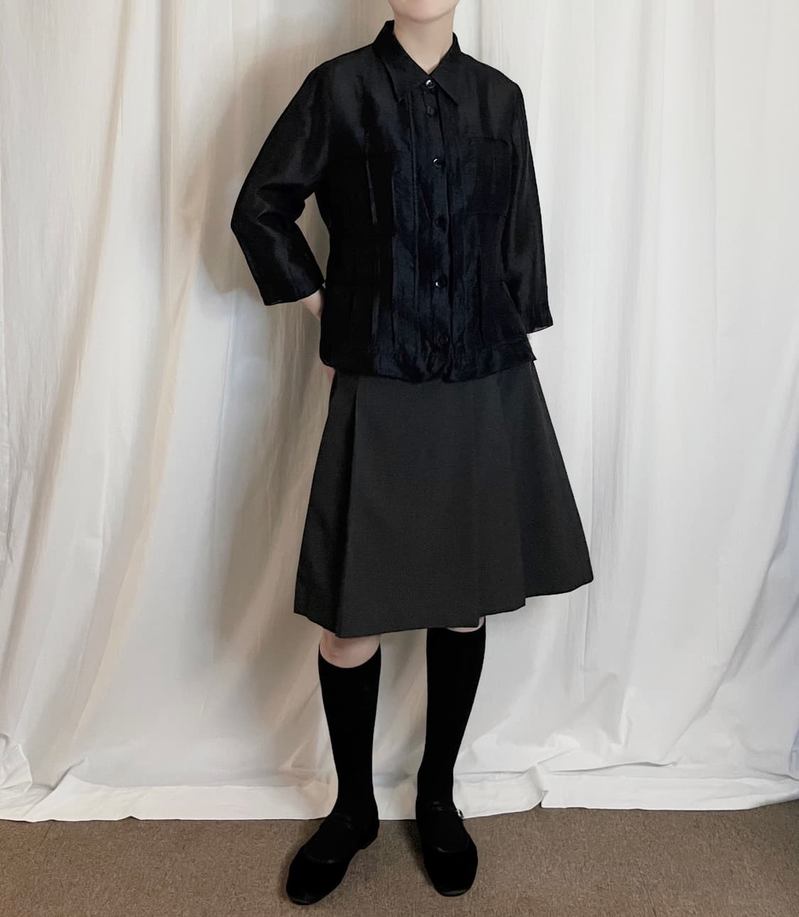 Glossy Sheer Shirt - Black 상품이미지4