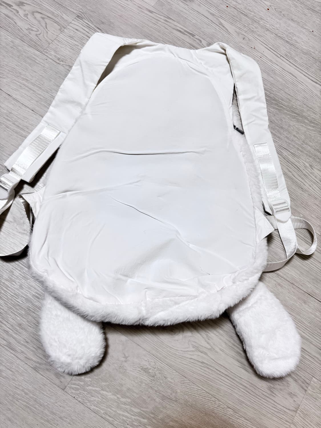 서브컬쳐 지뢰계 양산형 중성계 유령토끼 성인용 백팩 상품이미지2