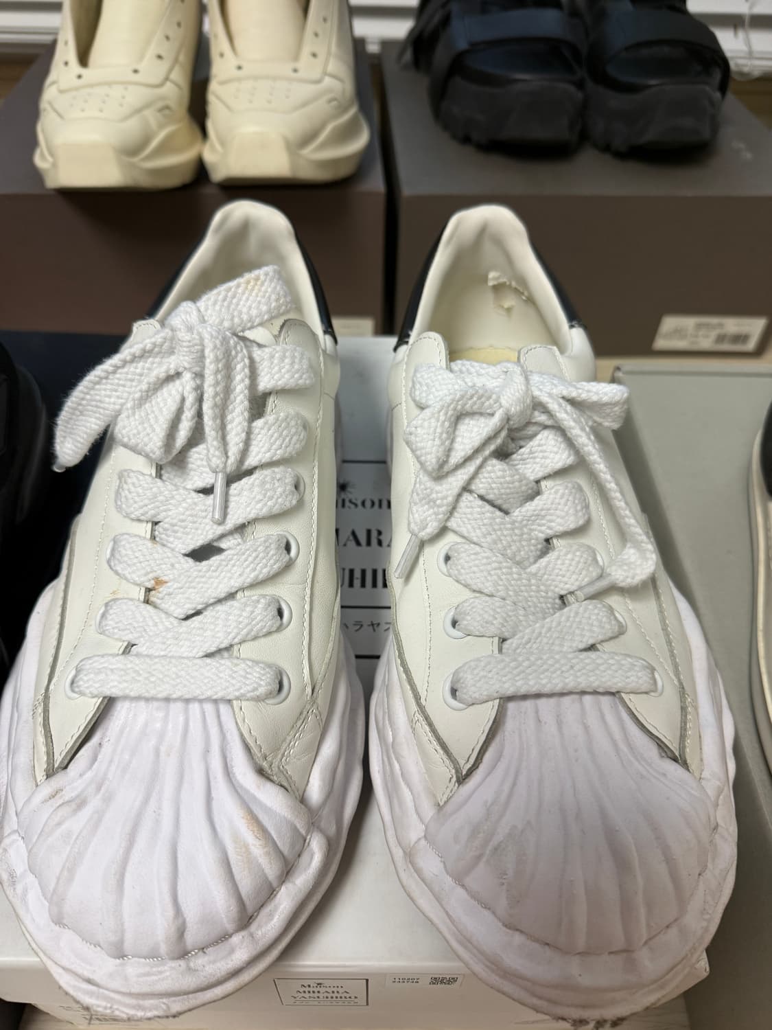 미하라야스히로 블레이키 화이트 가죽 44사이즈 상품이미지1