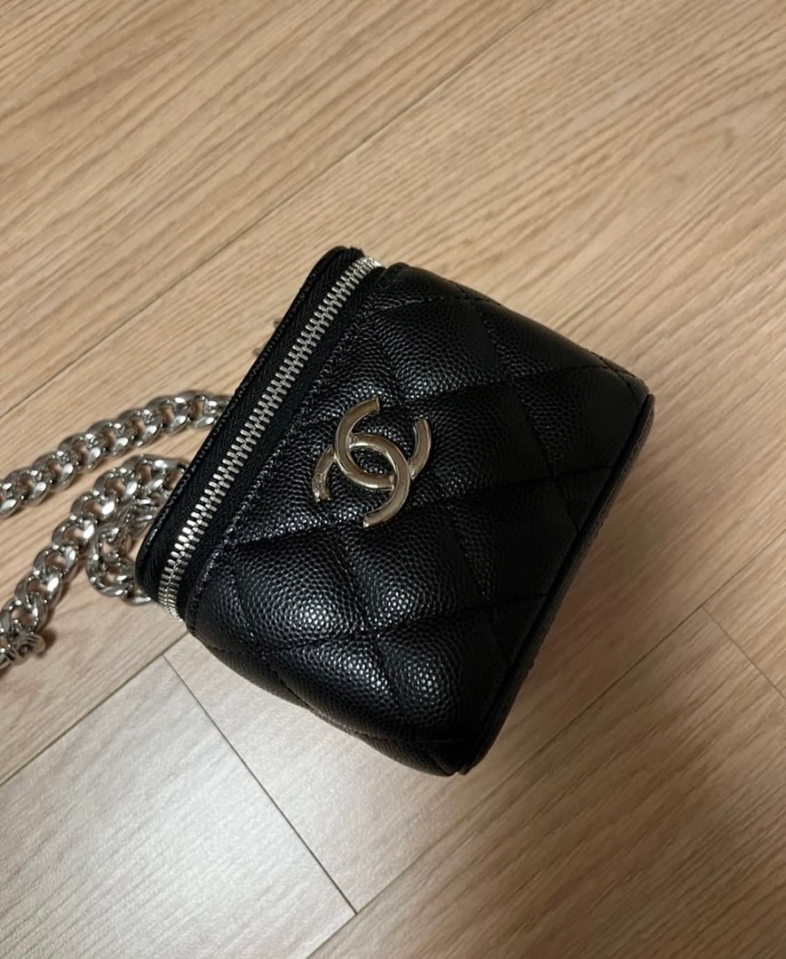 Chanel 샤넬 가방 베니티 2022 시즌백 AP2718 상품이미지1