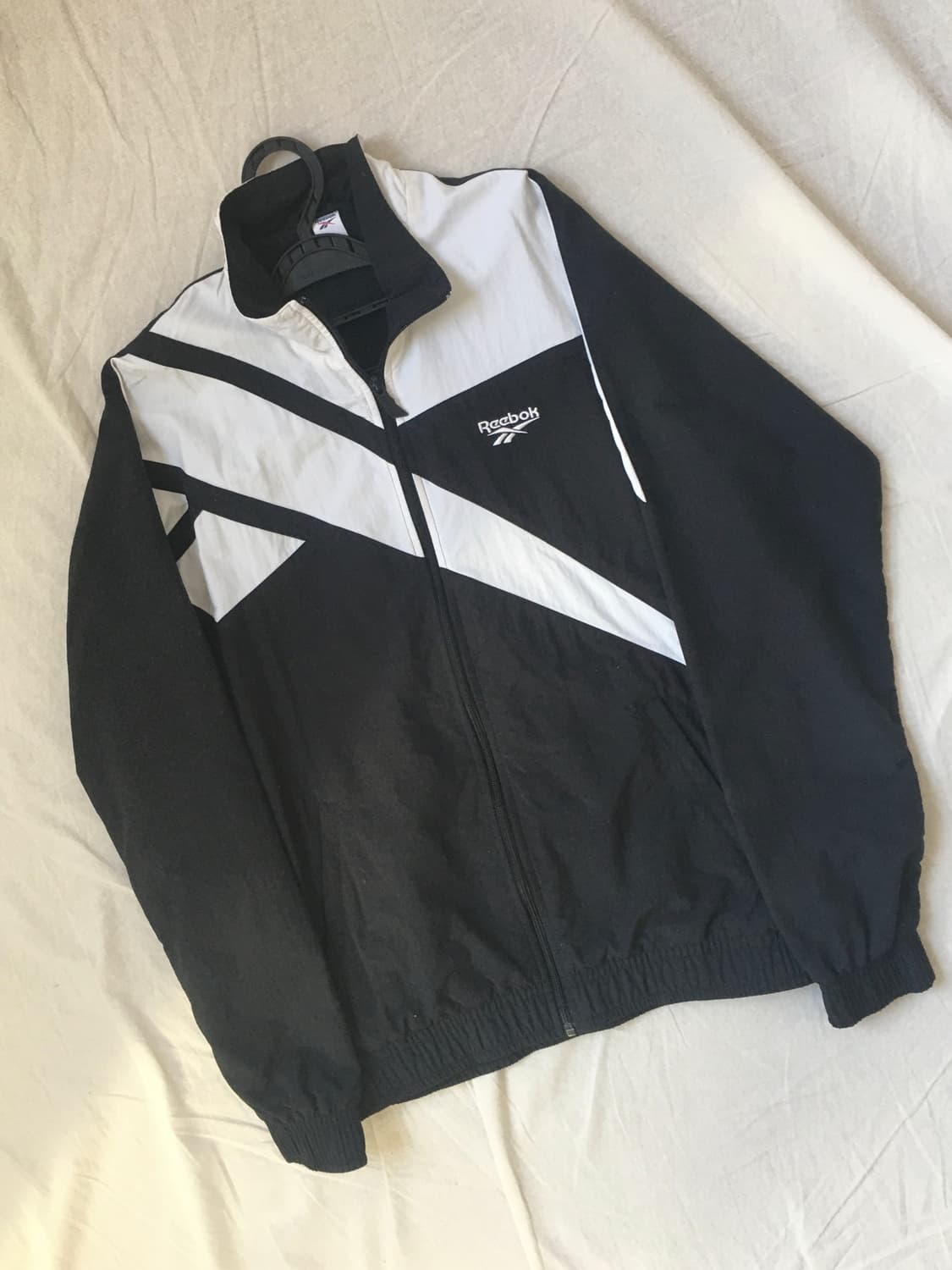 리복 배색 바람막이 자켓 상품이미지3