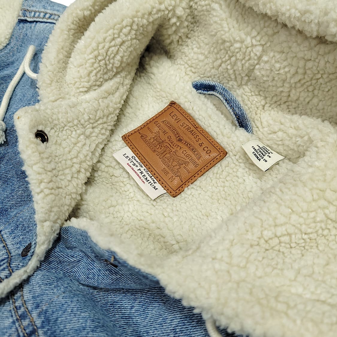 [M/90] 리바이스 우먼 보이핏 쉐르파 후드 트러커 자켓 상품이미지8