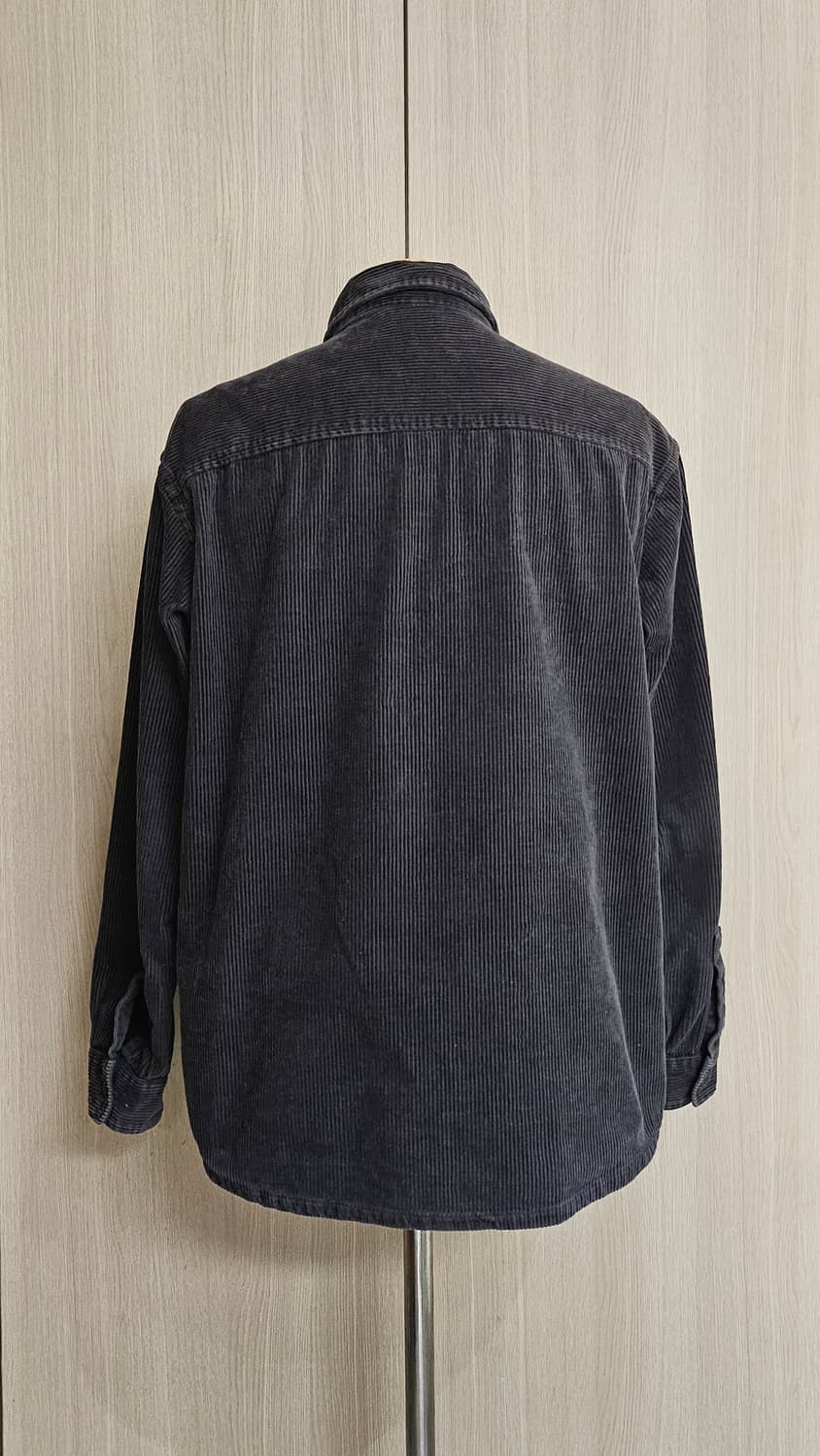 유니클로 차콜 코듀로이 겨울셔츠자켓 M 키작녀핏(소매길이 56cm로 수선 상품이미지5