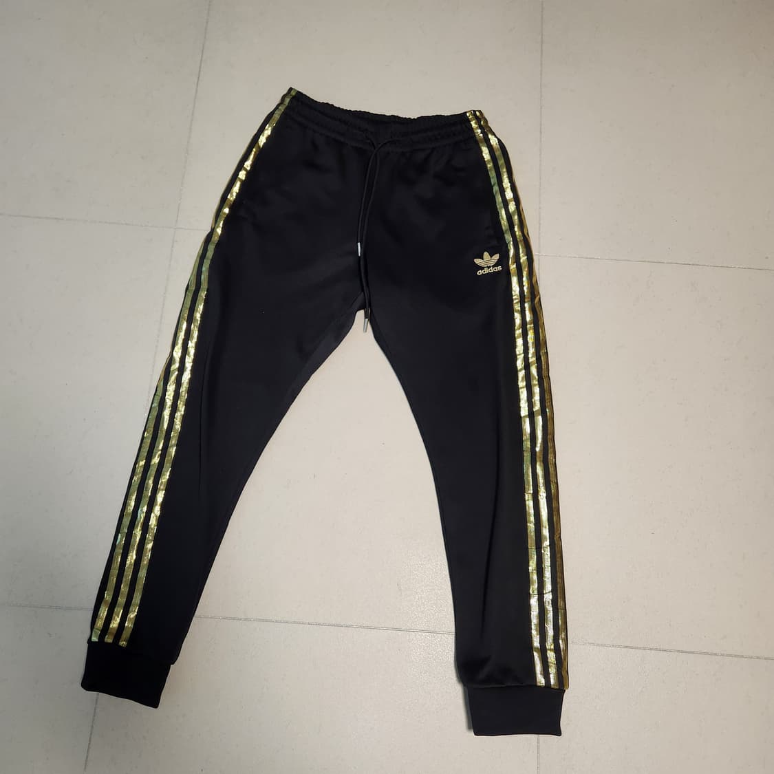 아디다스 금장 블랙/골드 트랙 수트 세트 상품이미지8