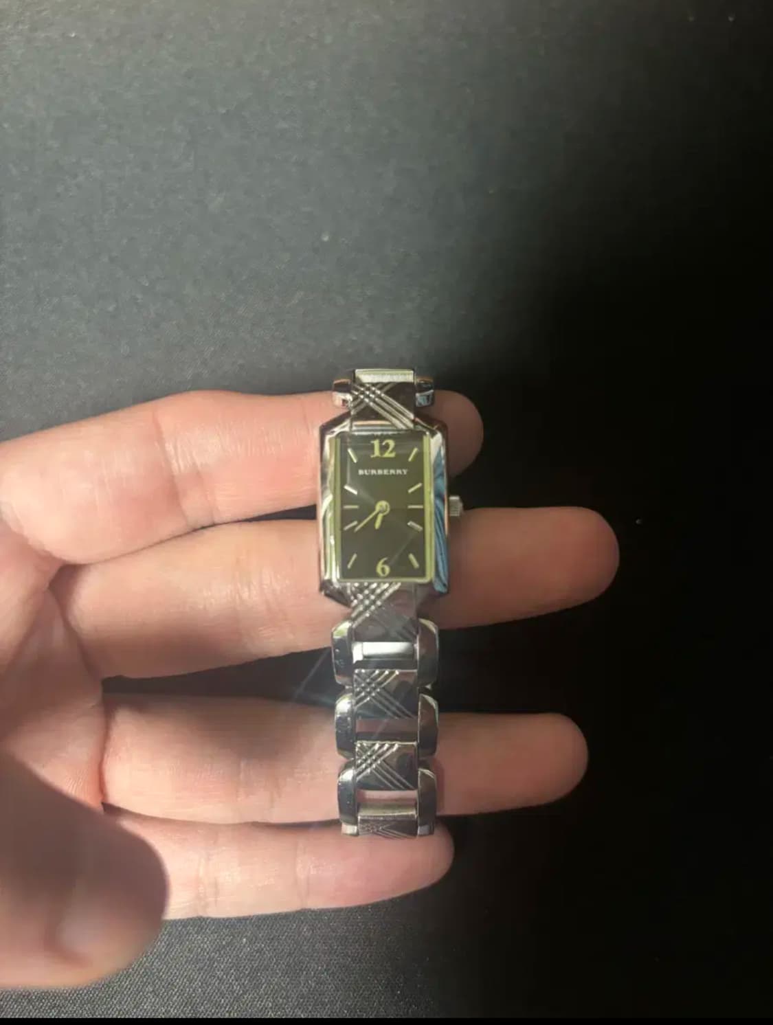 버버리 여성용 쿼츠 시계 상품이미지1