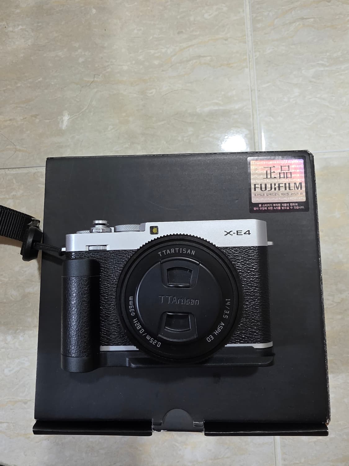 후지필름 xe4 팝니다 상품이미지1