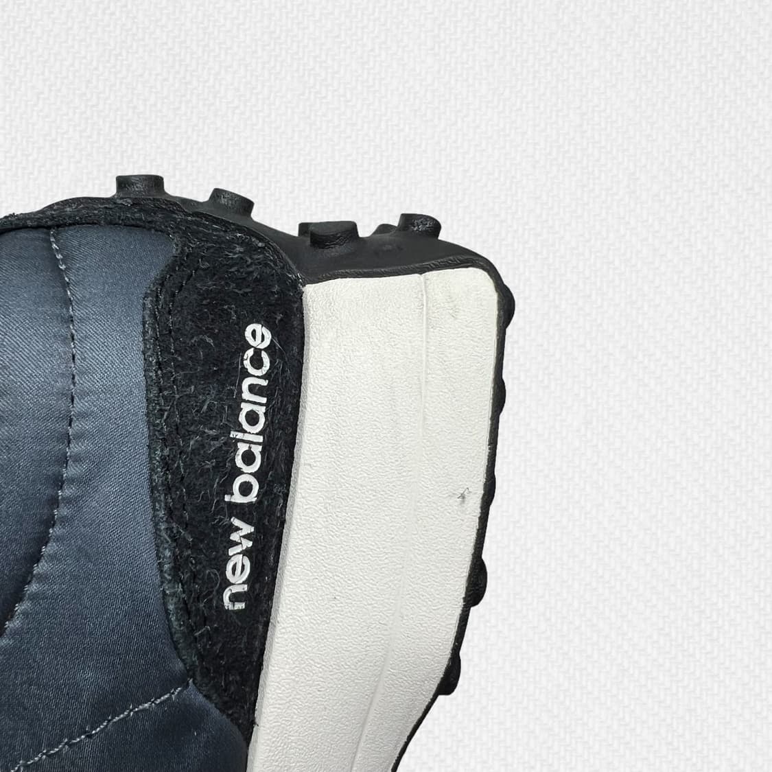 245 (W) 뉴발란스 327 블랙 그레이 상품이미지3