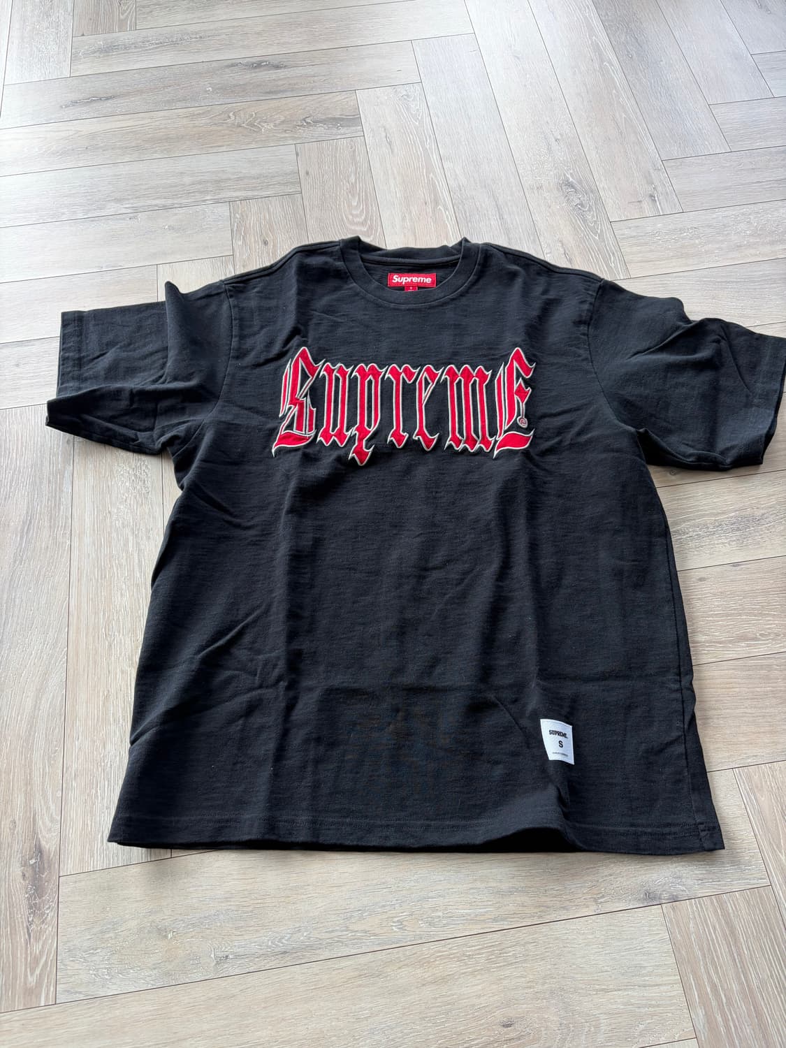 슈프림 반팔티 상품이미지1