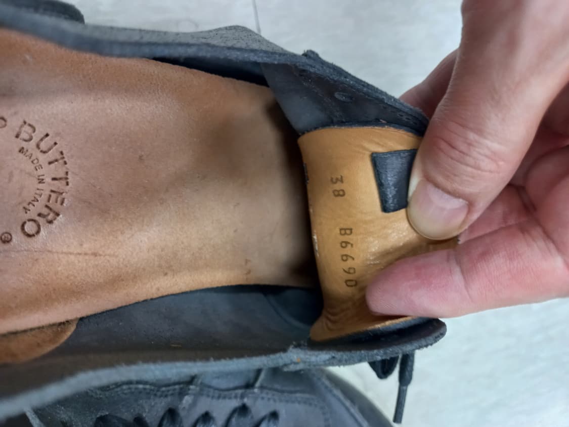 부테로 카레라 블랙  38사이즈 상품이미지3